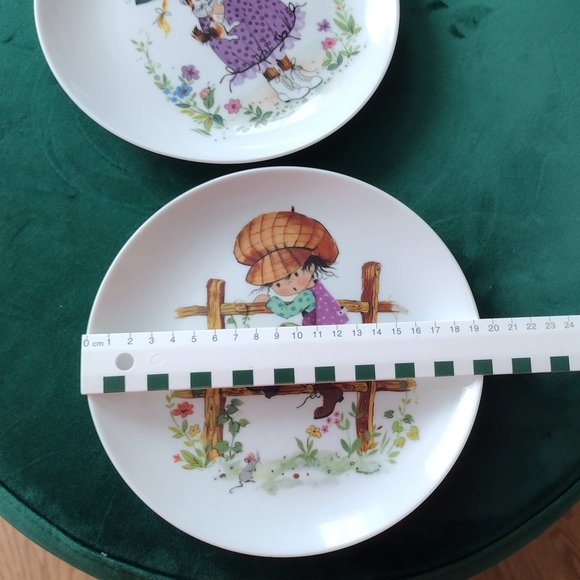 Set of 2 Charming Vintage Decorative Plates with Children Motives Kaiser Germany - Picture 7 of 7